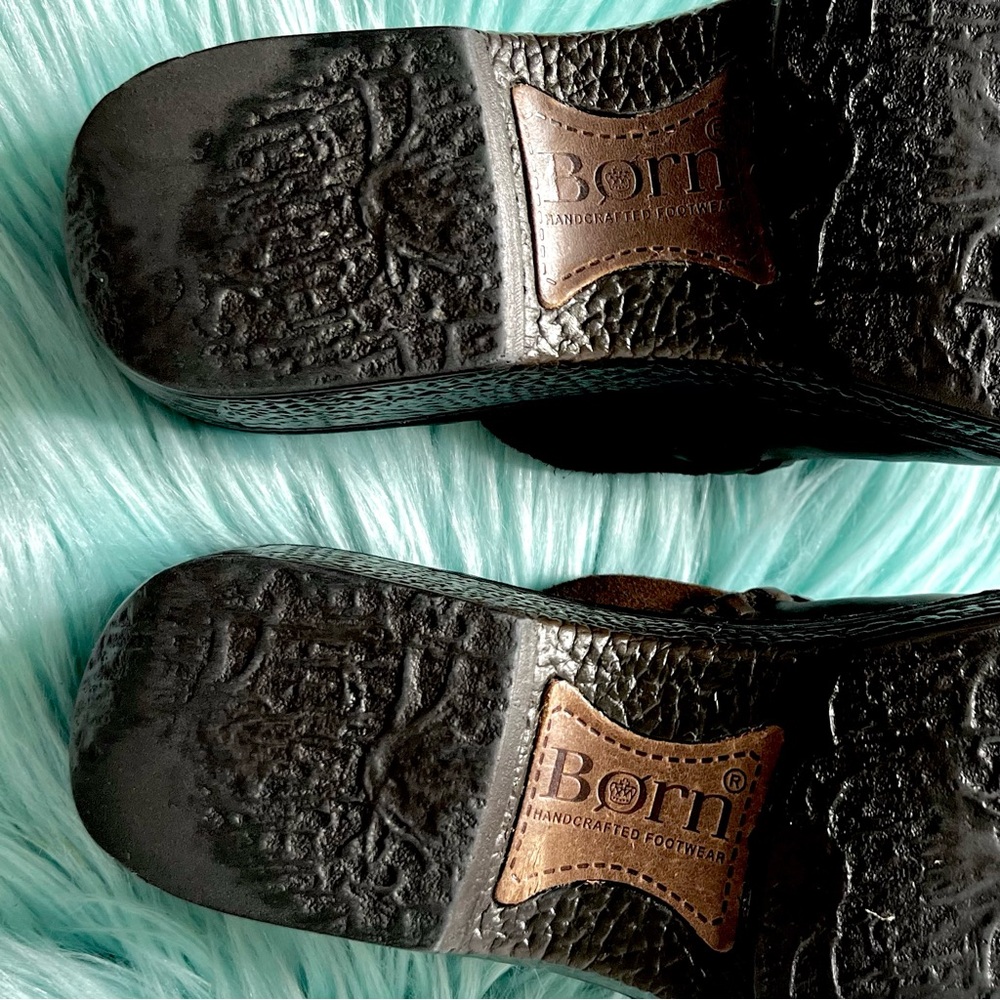Born Brown LEATHER Clogs Womens Slip On Artisan Comfort Mules - Picture 15 of 16